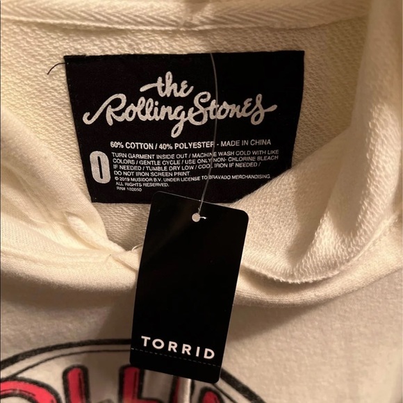 New Torrid Rolling Stones top - Picture 5 of 5